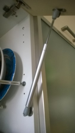 Molla montata al CONTRARIO